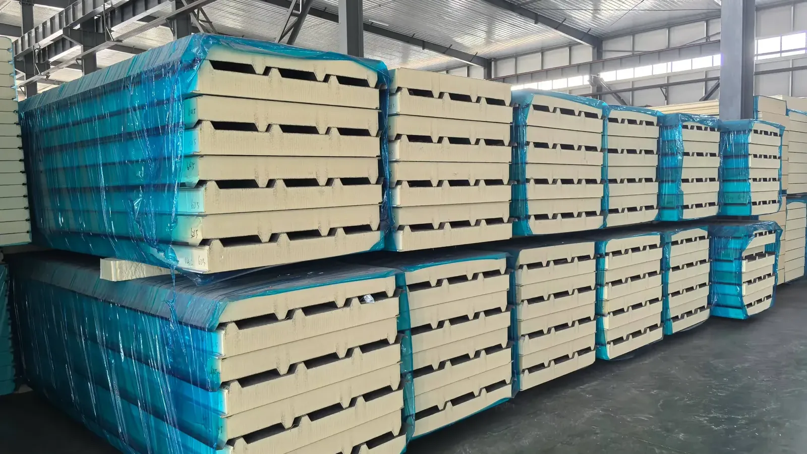 PU roof sandwich panels for Costa Rica